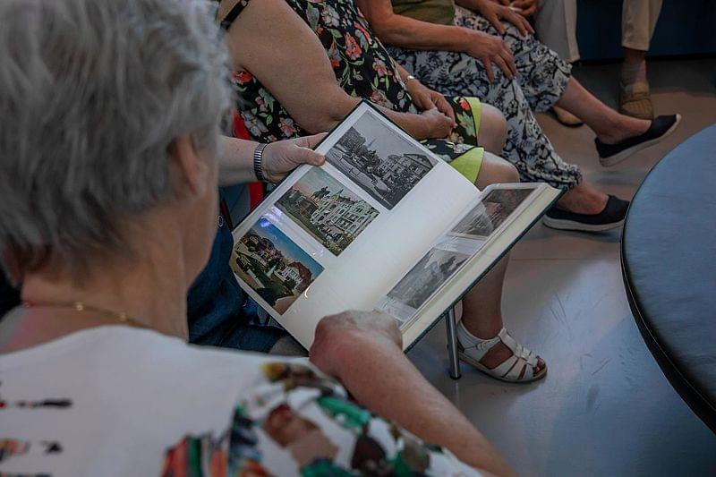Blick in ein Fotoalbum