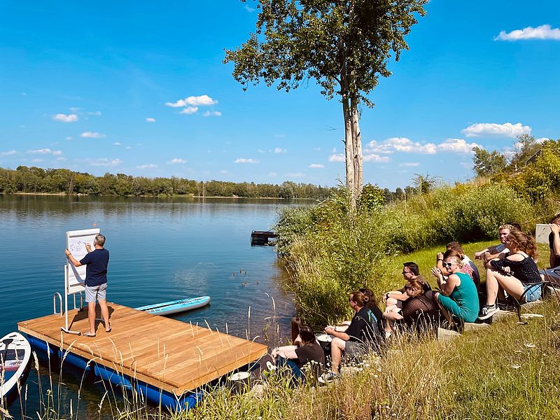 Students on the shore of the Kiessee